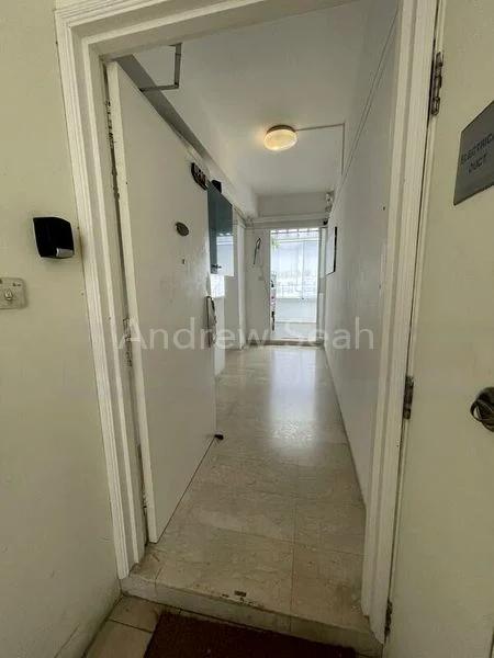 5 Bed Apartment (Condo) for Sale in  Crystal Lodge - Image 4